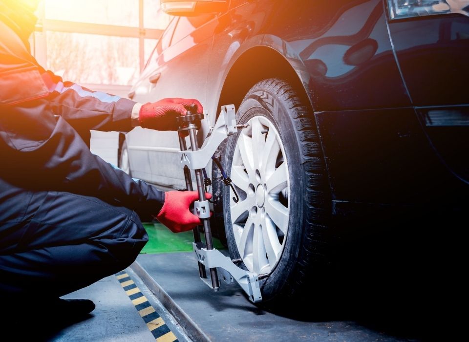 Tyre repair and replacement service